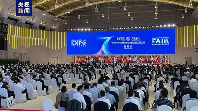 “四季曲靖”惊艳亮相第7届南博会 创新创意让曲靖文旅出圈出彩