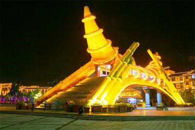 屏边的夜晚，也太有趣了！