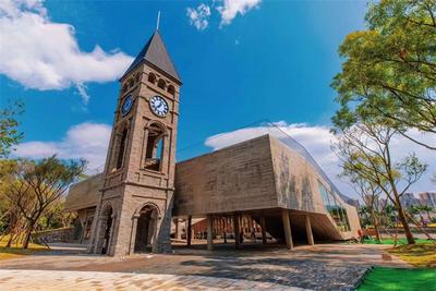 在蒙自西南联大先锋书店，做一回“无事小神仙”！