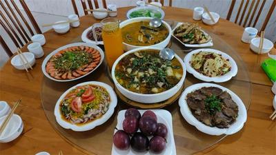 多彩暑期，“趣”游普洱丨以果入菜！来尝尝普洱这些缤纷的“水果宴”吧