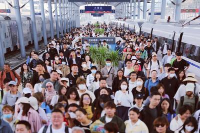 头条特评丨云南用行动守护好旅游金字招牌