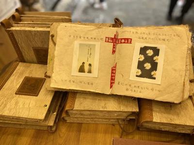 乐享云南 | 好礼·丽江东巴纸工艺品