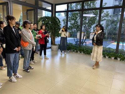 西山区前卫幼儿园举办新学期的第一次“园长接待日”活动