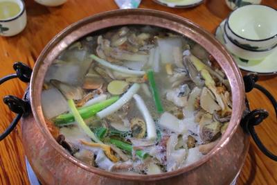 乐享云南 | 美食·野生菌铜锅鱼