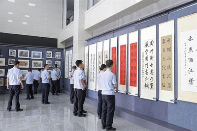 普洱市2023年“丹青绘国门边境”美术、书法、摄影作品展开展