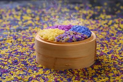 当酱香拿铁遇上花米饭、小米辣，会碰撞出怎样的火花？