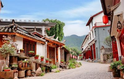 快点抓住假期的尾巴，打卡闹静皆宜的磨黑古镇！