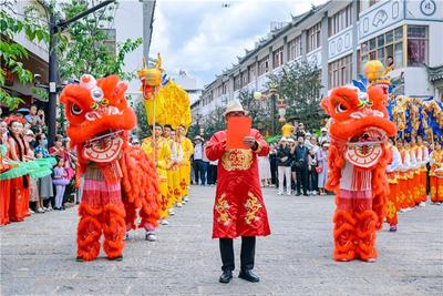 吃着宴席听着歌！有一种幸福叫生活在弥渡