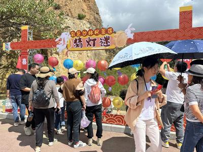 中秋国庆假期曲靖市接待游客307.36万人次 外地游客呈增长趋势