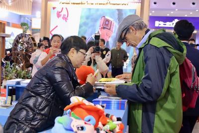 喜迎旅交会丨开展首日，玉溪文旅展台受欢迎