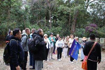 聚焦旅交会丨“你好，景迈山！”120余名海外旅行商赴普洱景迈山体验秘境茶旅