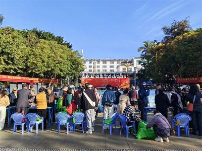 红河州文化和旅游局积极开展“宪法宣传周”普法宣传活动