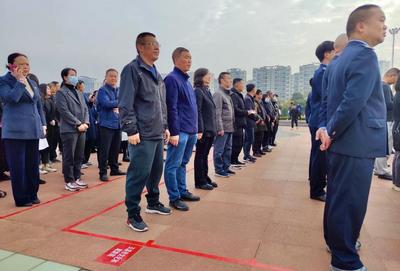 玉溪文旅志愿服务队参加“宪法宣传周”启动仪式暨“同升国旗·同唱国歌”活动