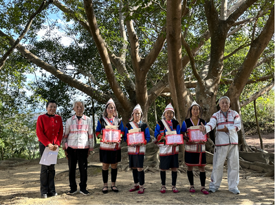 西双版纳州举行首届基诺族民间歌手短歌短调大赛