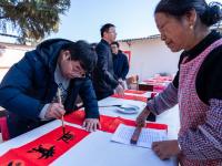 图集 | “爱上石城”云南知名书画名家在石城社区开展送新春祝福活动