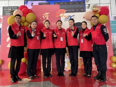 需要帮助就找“红马甲”，云南文旅志愿者出“暖”招