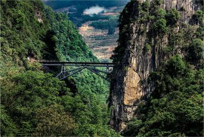 春和景明时，到屏边人字桥来一场“露营+徒步”之旅吧