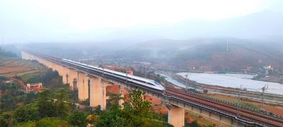 清明小长假 云南铁路预计发送旅客165万人次
