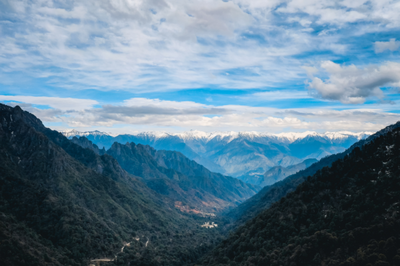 做足“山”“水”“路”文章 怒江将打造世界级户外旅游天堂