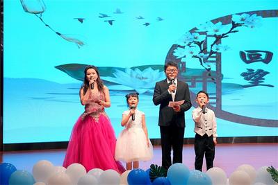 西山区前卫幼儿园教育集团希望路园区在云报传媒广场开展“庆六一”活动