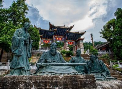 清凉一“夏”游玉溪丨这座底蕴深厚的古城，铺满了人间烟火