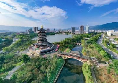 临沧市文化和旅游局党组成员、副局长 刘子中：以抓落实推动旅游业高质量发展行稳致远