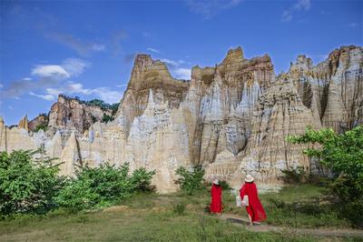 楚雄州文化和旅游局：坚持“四轮”驱动  聚焦“四度”发力  助推信息工作干在实处、走在前列