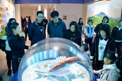 跟着赛事游玉溪丨第八届中国职工足球联赛全国总决赛“city walk”打卡团探访聂耳故乡