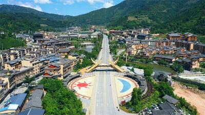 旅居云南 红河最好在丨在中国最南端的“春城”，领略苗城风韵
