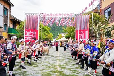 貢山怒族“仙女節”：吸引各地游客沉浸式體驗民族文化