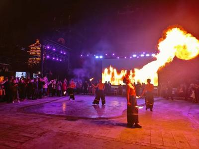 臨翔區2025年“中國旅游日”預告！佤族敬酒歌加傣族象腳鼓，佤山鳳城嗨到飛起！