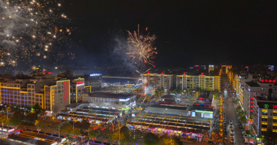 曲靖益宁街道花柯夜市：夜间经济点燃城市烟火气​​