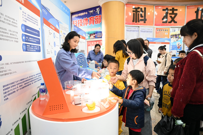 中广核“核铸未来”科普市集在云南多地火热举办，点燃青少年科技梦