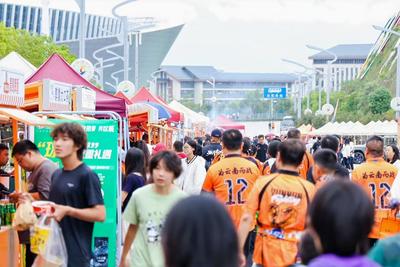 玉溪“文体旅+”引擎全速开动：一场球赛激活城市经济新脉动