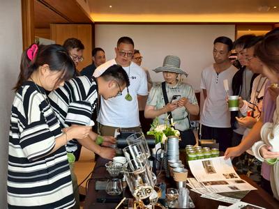 云海东岸文旅招商签约暨精品咖啡品鉴会举办 西山区打造“咖旅融合”新范式
