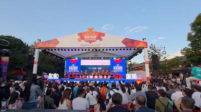 实在舍不得！普洱拉祜歌舞燃爆丽江古城，学生专属夏日普洱限时特惠登场！