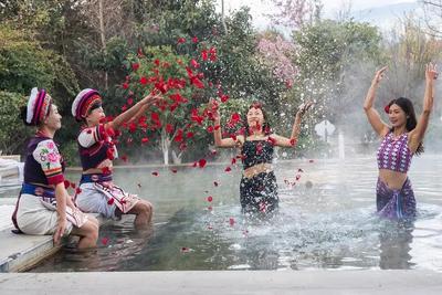 云游 | 双节假期的 “躺赢式泡汤” 攻略，云南温泉直接给你写好了！