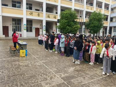 玉溪市文化和旅游局走进红色遗址 开展《玉溪市革命遗址保护条例》普法宣传