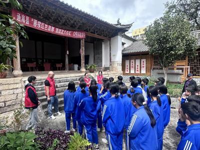 玉溪市文化和旅游局走进红色遗址 开展《玉溪市革命遗址保护条例》普法宣传