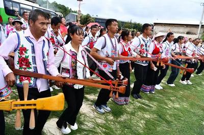 哀牢山这场秋季“村晚”期待值拉满