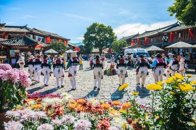 央媒点赞，榜单亮眼！双节假期丽江文旅何以“出圈”？