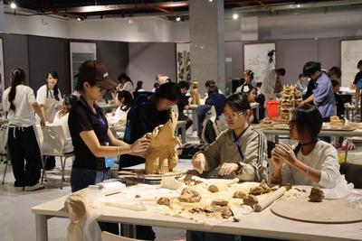 技炫青春 能创未来 | 2025年云南省职业院校技能大赛工艺美术品设计与制作赛项高职组在楚雄开赛