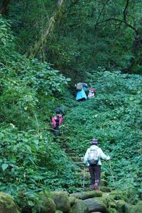 云游｜ 出发！扛着背包 徒步穿越云南山水秘境