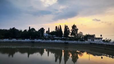 温润玉溪 旅居福地丨元江龙潭乡：赴一场邑业科日落，把“爱在黄昏”写进彝乡暮色里