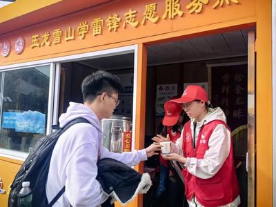央媒点赞，榜单亮眼！双节假期丽江文旅何以“出圈”？
