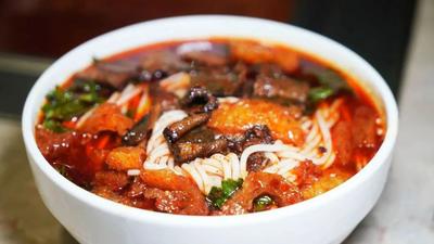 去玉溪的十种玩法之十丨美食打卡之旅：一城一味，舌尖上的山水相逢