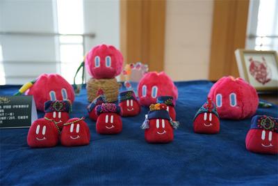 让非遗“可携可赏”  首届红河非遗伴手礼评选活动在蒙自举行