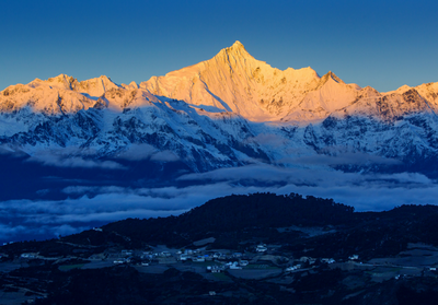到梅里雪山国家公园感受极致高原之旅