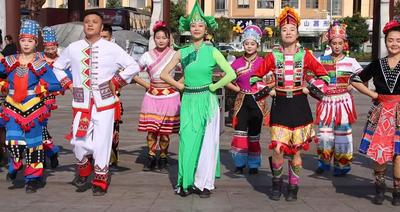 “跟着滇超玩转丽江”文旅推广活动走进文山 以足球为媒 开启冬日“山海之约”