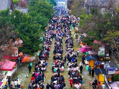 不好意思啊！楚雄要过年喽！连休4天不调休